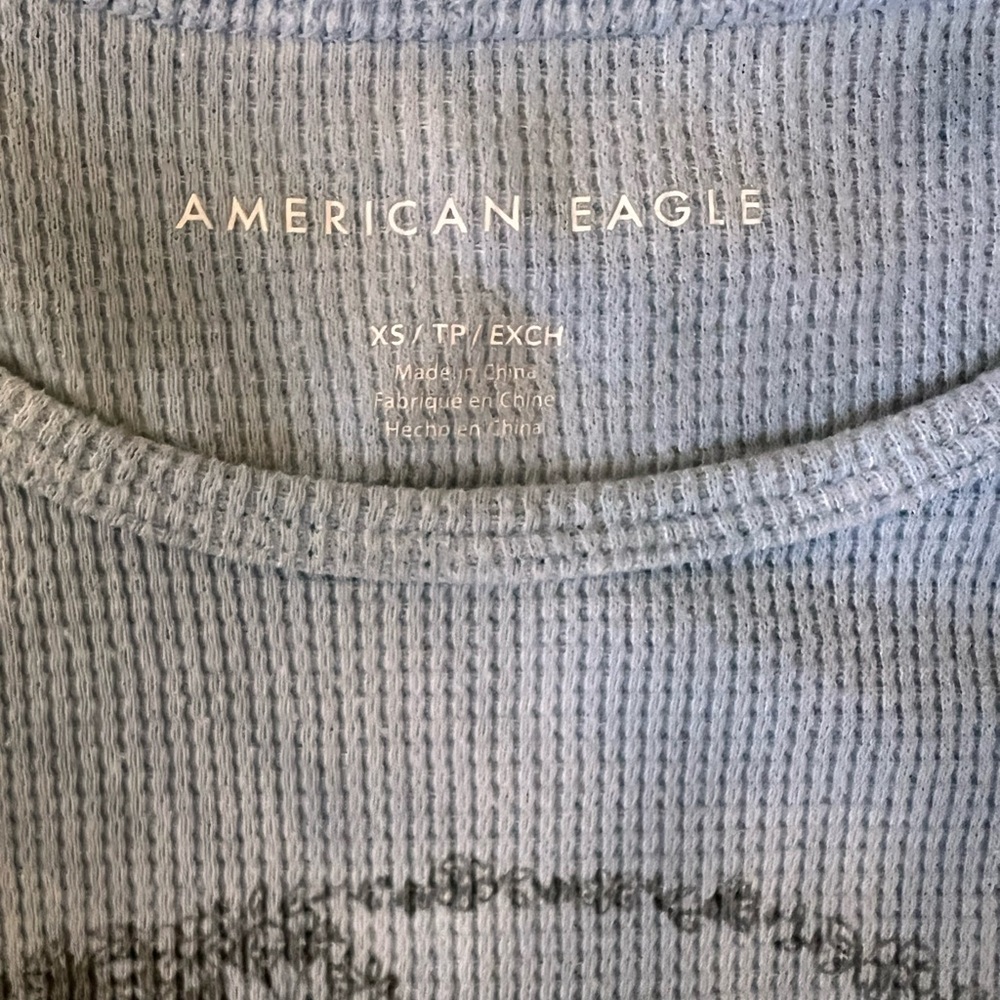American Eagle set of 2 cropped shirts - Picture 8 of 9